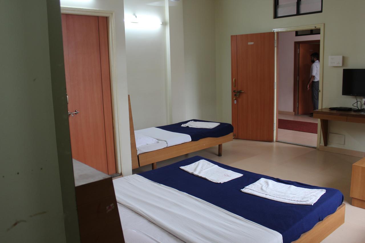 בלגאום Hotel Suvarn Mandir מראה חיצוני תמונה