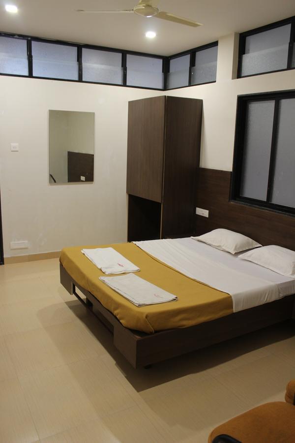 בלגאום Hotel Suvarn Mandir מראה חיצוני תמונה